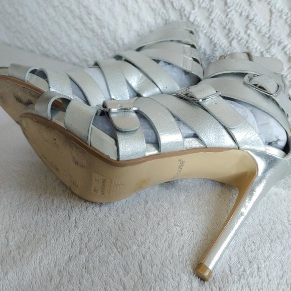 Sexy Silver Metallic Cage Strap Heels Buckle Detail Back Zip - Picture 8 of 8